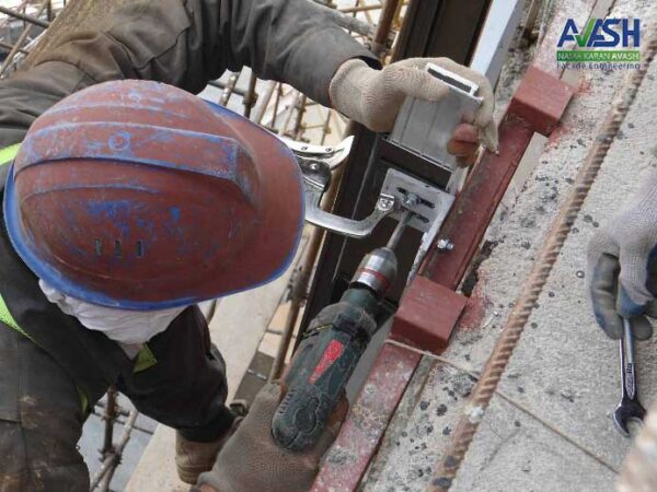 نصب نمای کرتین وال