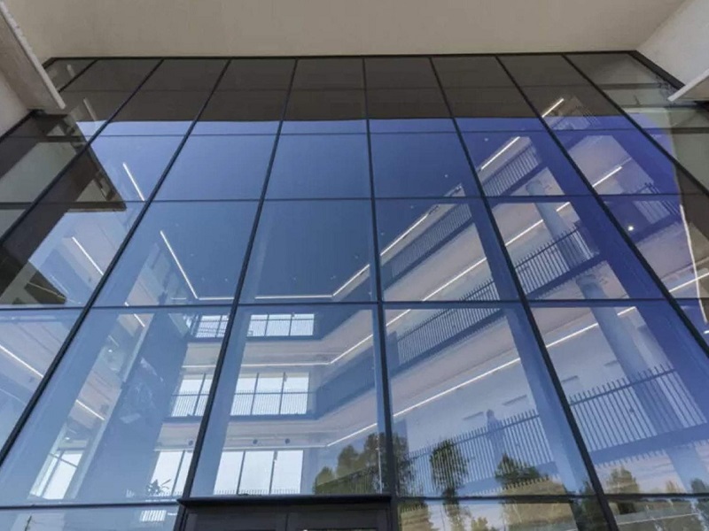 مجری نمای کرتین وال